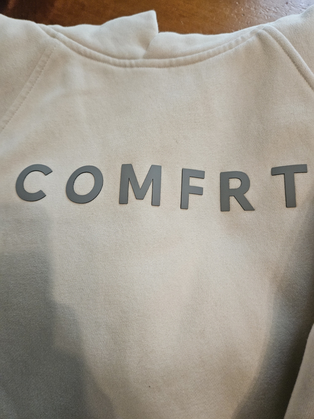 COMFRT Women’s Cream Crewneck Sweatshirt/Pants. - Picture 5 of 6